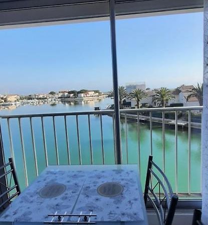 Vue Magique Sur La Marina - Appart En Duplex, Les Pieds Dans L'Eau Сен-Киприен Екстериор снимка