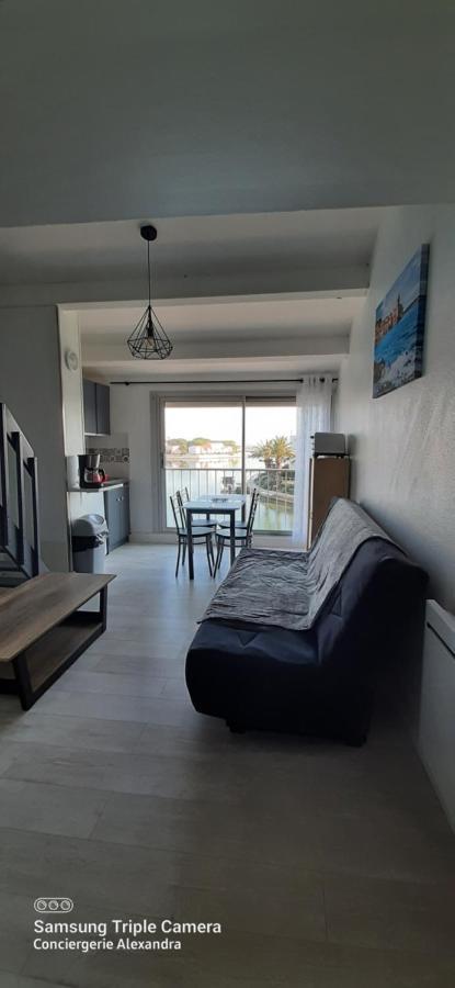 Vue Magique Sur La Marina - Appart En Duplex, Les Pieds Dans L'Eau Сен-Киприен Екстериор снимка