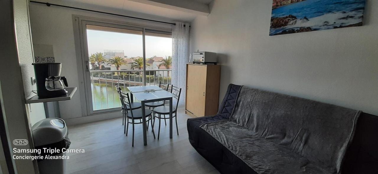 Vue Magique Sur La Marina - Appart En Duplex, Les Pieds Dans L'Eau Сен-Киприен Екстериор снимка